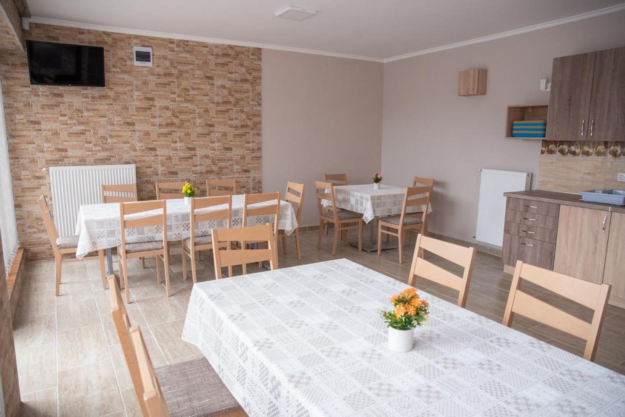 Benige Vendeghaz Hotell Demjén Exteriör bild