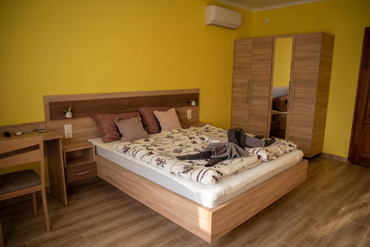 Benige Vendeghaz Hotell Demjén Exteriör bild