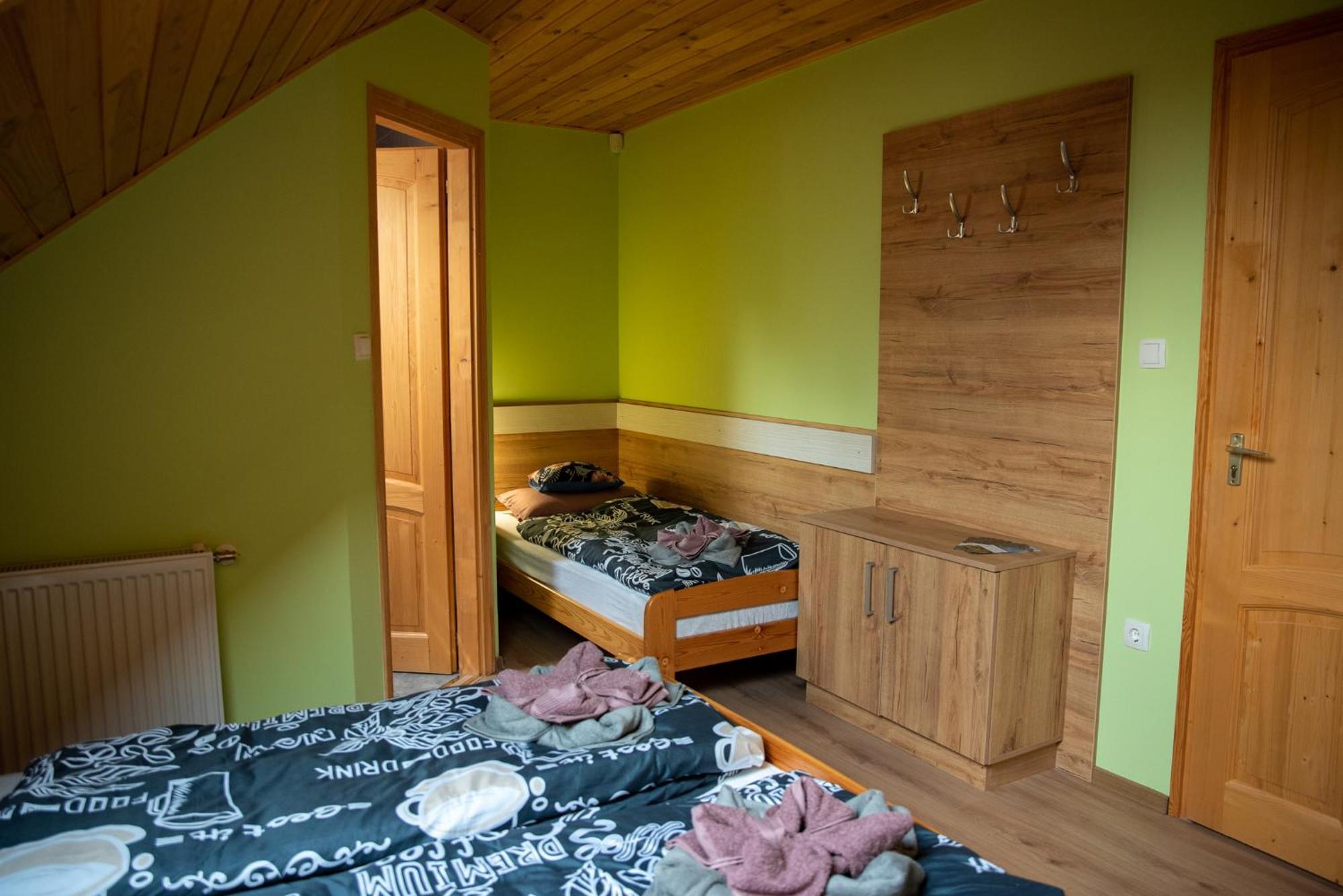 Benige Vendeghaz Hotell Demjén Exteriör bild